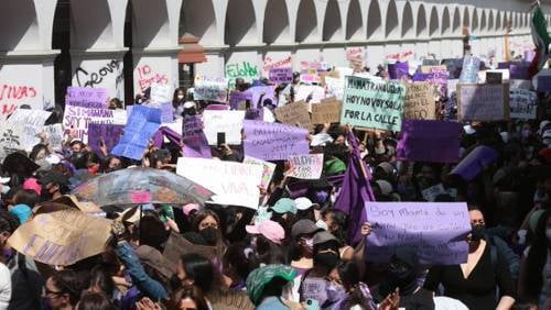 Videos: Miles de mujeres en marcha 8M por calles de Toluca exigen seguridad